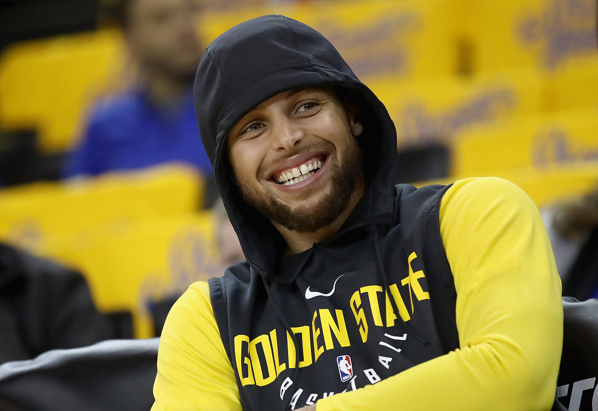 lol比赛回放-关于NBA总决赛转会期走向成谜；葡萄牙体育豪取连胜；媒体盛赞；团队化学反应显著的信息