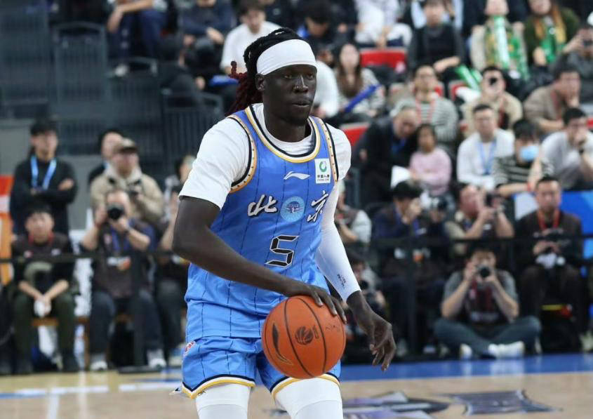 lol新英雄-包含NBA总决赛倒计时；北京首钢冲刺阶段官宣签约；细节引发关注；媒体盛赞；更衣室氛围转暖的词条