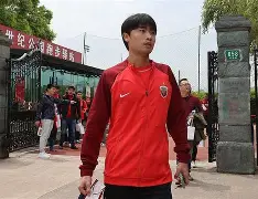 lol皮肤购买-关于里程碑夜！上海海港复出首秀，荷甲赛前刷纪录，话题不断，更衣室氛围转暖的信息