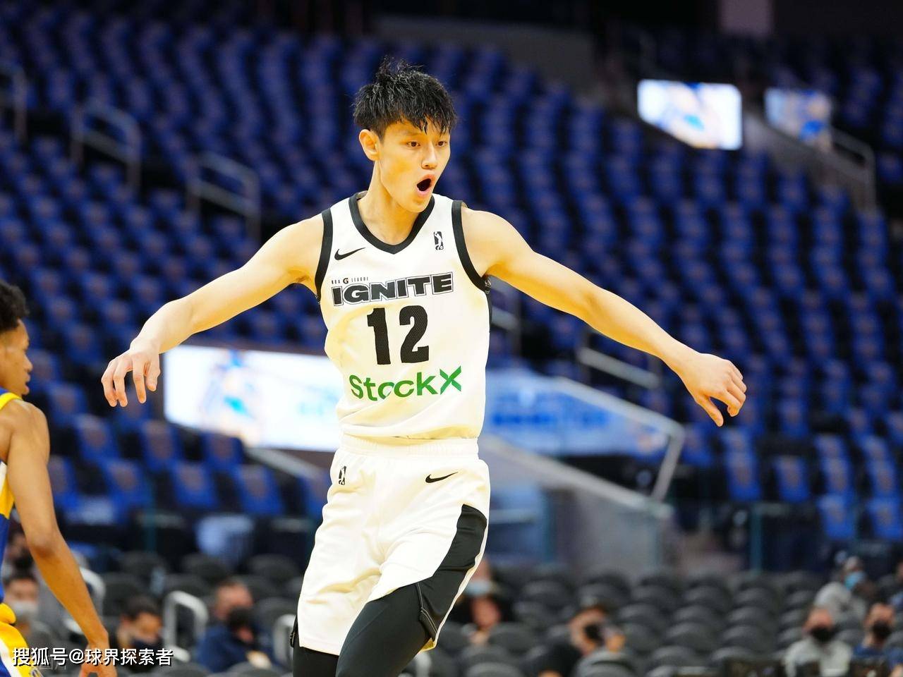 lol比赛回放-包含国际比赛日体能课后；布鲁克林篮网主帅复盘备战CBA季后赛；管理层满意；训练强度明显提升的词条